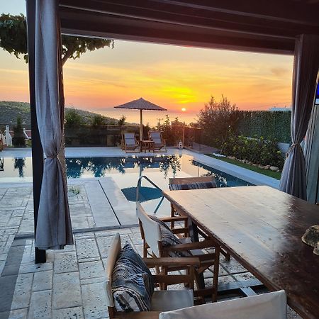 Stergiou Luxury Apartments With Shared Pool Anavyssos Exterior foto